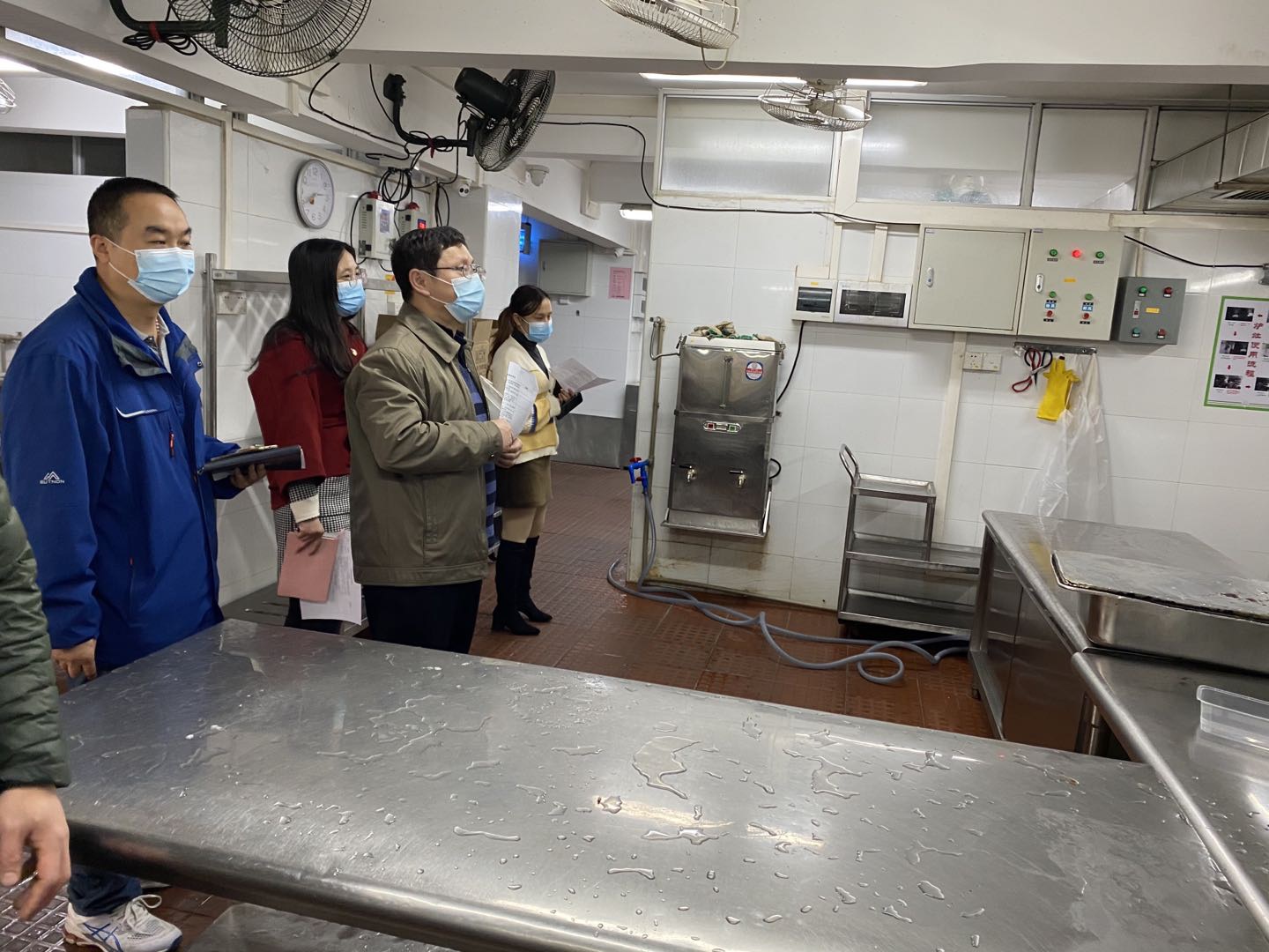 疫情防控做到位，，，，，监视检查落实处 ----白云山PP电子5金狮公司开展疫情防控检查事情